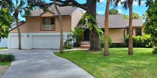 McGregor Woods  Community with Natural Surrounding Charm. Close to Sanibel. Gallery 1