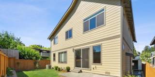 335 SW 3rd Ct Gallery 2