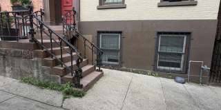 15 Ten Broeck Street Gallery 1