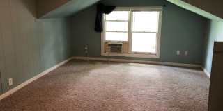 Large home on corner lot in Woodbine, Great Front Porch, Blocks from Coffee Shop, Easy Interstate Access, 2 car garage Gallery 12