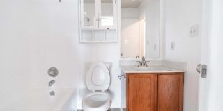2922 STRAUSS Terrace Gallery 32