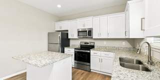 4 Bedroom in Blue Springs, MO! 4 Bedroom in Blue Springs, MO! Gallery 6