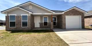 Brand new 3Bed/2Bath Available Gallery 1