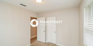 5733 Michigan Avenue Gallery 13