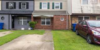 Townhouse for Rent in Virginia Beach! Gallery 1