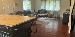 14-600 Flower Rd Gallery 3