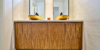 Downtown HB Furnished Flexible Term Rental Gallery 18