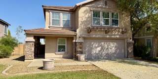 4 Bedroom 3 Bathroom Home in Surprise! Has Loft & Additional Office/Den! Gallery 1