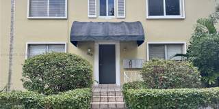 300 Mendoza Ave Gallery 1