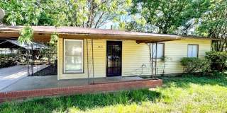 2433 Shepard – Cozy & Updated 3 Bed / 1 Bath Home | Gallery 1