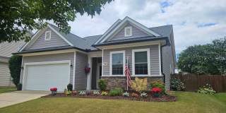 Fabulous 3br 2ba in Fuquay! Available July 31, 2026! Gallery 1