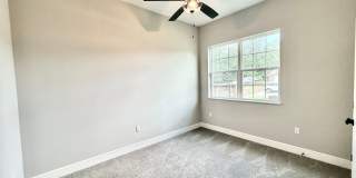 Spacious 3 Bedroom Home with Office on a Large Lot in Northwoods Gallery 27