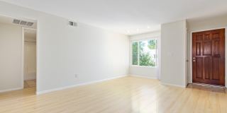 1927 E Hampton Ave Gallery 13