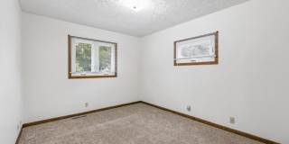 4 Bedroom Lincoln Ranch Home! Gallery 20