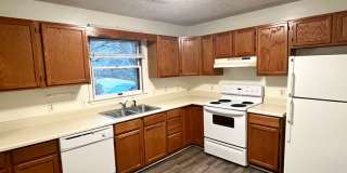 Renovated Home Near Virginia Tech Gallery 1