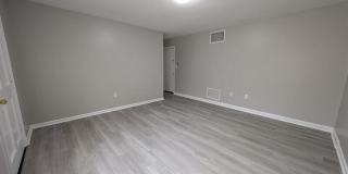 400 Riverside Drive, Unit 1 Gallery 4