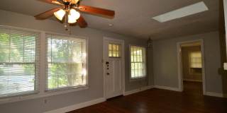 Funky East Side 2 Bedroom Gallery 5