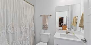 2621 1ST AVENUE N Gallery 19
