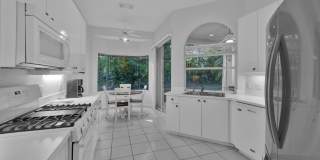 615 SW St Thomas Cove Gallery 8