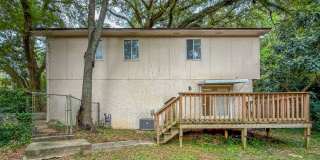 CHARMING NW 3/2 w/ Den, 2 Car Garage, Deck, Fenced Yard, & Wood Floors! $1695/month Avail NOW! Gallery 50