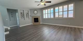 AVAILABLE NOW! LEASE TODAY! 4 Bedroom 3 Bath Elk Grove Home with Bonus Room! Gallery 43
