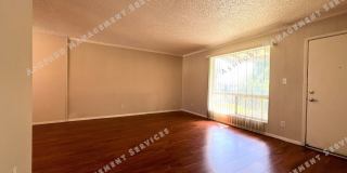 ***MOVE IN SPECIAL***UTILS INCLUDED : ONE BEDROOM UPSTAIRS CONDO Gallery 23