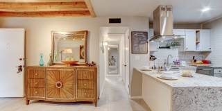 Fully furnished condo unit - all bills paid Gallery 6