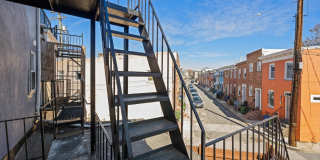 1028 W CROSS Street Gallery 27