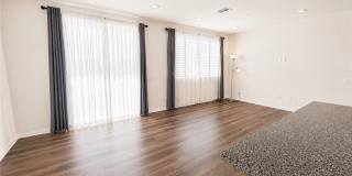 16570 Wyndham Gallery 3