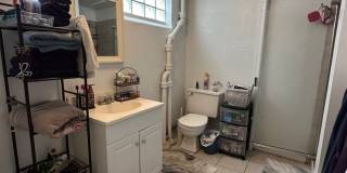 4 Bedroom House Available Next to UC Campus Gallery 8