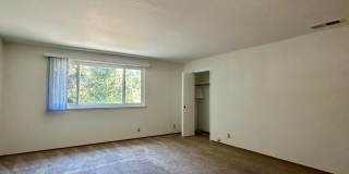 4 Bedroom Home + Den in Saratoga! 4 Bedroom Home + Den in Saratoga! Gallery 21