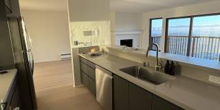 65 High Street Gallery 12