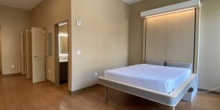 Red Oak at 83 Hanover Street Gallery 40