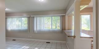 6847 Hawthorne Lane Gallery 6