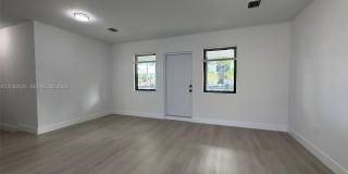 2100 SW 6th St Gallery 4