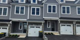 328 FOXTAIL Lane Gallery 1