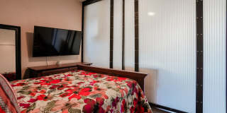 Fully Furnished Mid-Term 2-Level Condo | 1,549 Sq Ft | Private Parking | Shared Living Fully Furnished Mid-Term 2-Level Condo | 1,549 Sq Ft | Private Parking | Shared Living Gallery 19