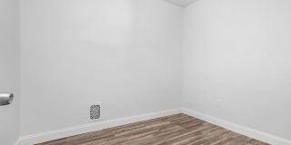 Beautifully Renovated 3 Bedroom 2.5 Bathroom Rental with study in McElderry Park VOUCHER Holders Wanted Gallery 23