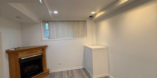 1528 West Chestnut Street - B Gallery 5