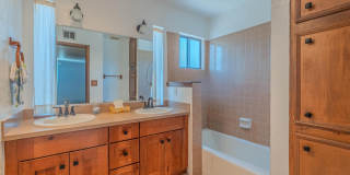 6815 VILLA HERMOSA Drive Gallery 21