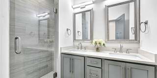 394 S Hill Avenue Gallery 13