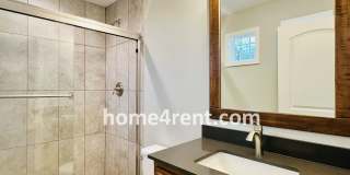 Nearly New Luxury Home in Blue Valley Schools! Gallery 49