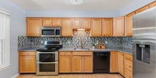 7428 CHUMMLEY Court Gallery 9