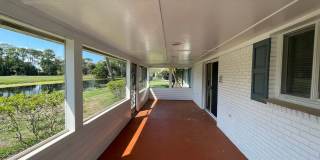 Spacious 3 Bedroom home in Pelican Bay- Golf Course View Gallery 35