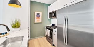 Triangle Square Gallery 52