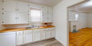 514 East Avenue E Gallery 1