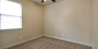 Wonderful 3 bed + bonus, 2.5 bath, & 3 car in Edmond Gallery 10