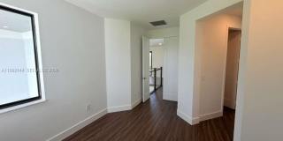 19708 NE 14th Ave Gallery 10
