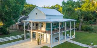 Luxury Carriage House Estate (Executive Elite) Gallery 4