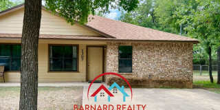 Available July 25: Well Maintained 3/2 Duplex Gallery 1